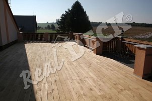 REAL DECK, Czech larch 27 x 140 mm reeded natural